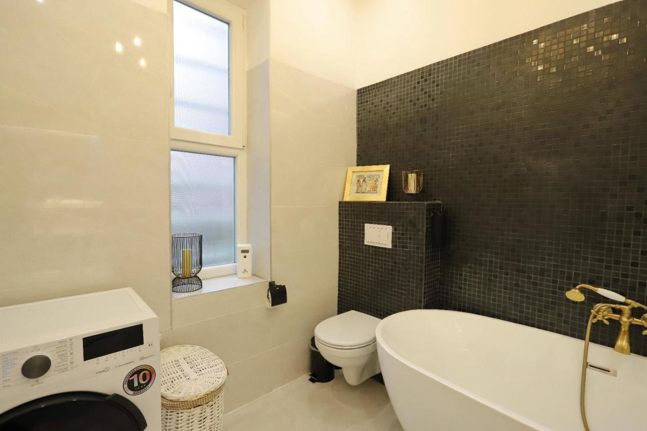 Central Luxury Apartments Oradea Extérieur photo